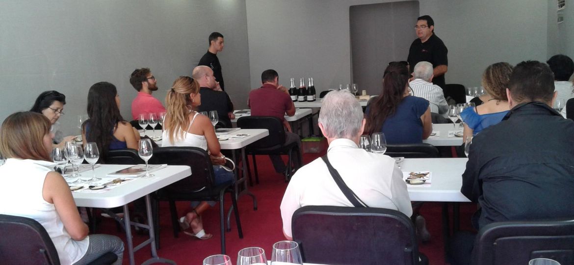 12045754_894815607240945_2087530474090341887_o